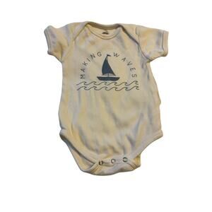 Emerson & friends cream sailboat onesie 6-12 mos EUC